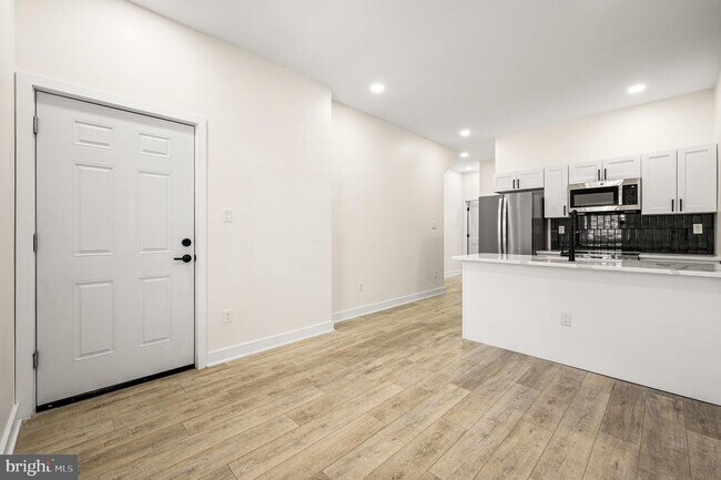 Foto del edificio - 441 S 61st St