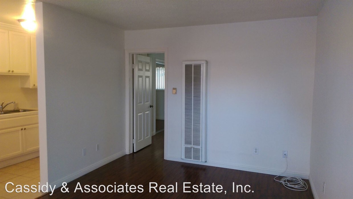 Foto del edificio - 4495 Clairemont Dr