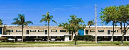 Building Photo - 1525 Minutemen Causeway