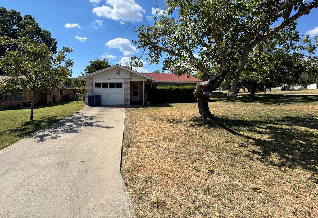 Foto principal - 719 Lake Dr