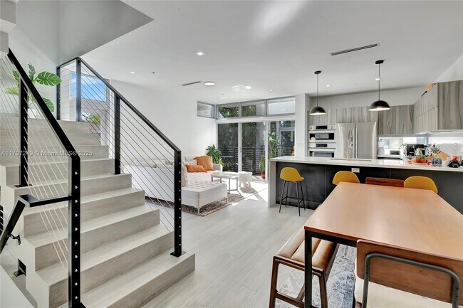 Foto del edificio - 2924 Bird Ave