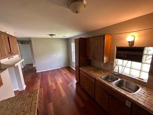 Building Photo - 5302 N 47th St