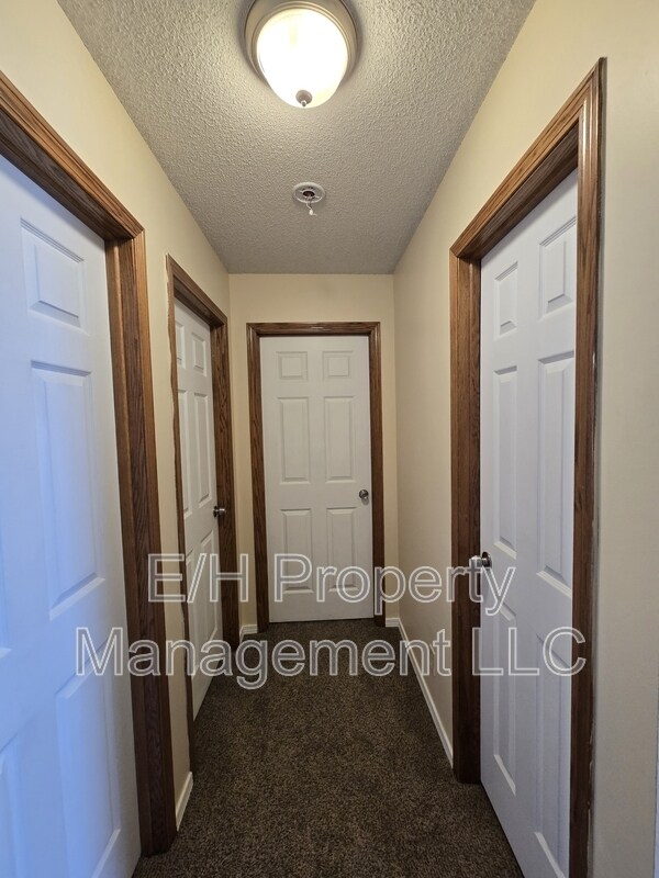 Foto del edificio - 4460 S Elizabeth Ave