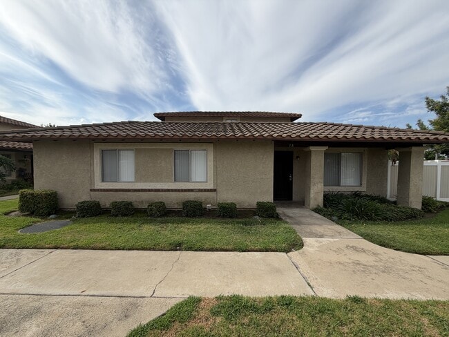 Building Photo - 12635 Franklin Ct