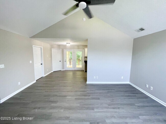 Foto del edificio - 11115 Meadow Chase Ct