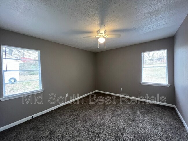 Foto del edificio - 5394 Beaverton Dr