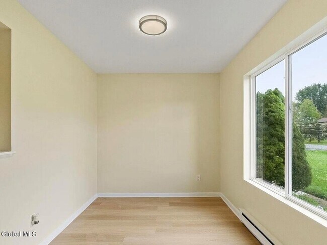 Building Photo - 19 Harvest Way