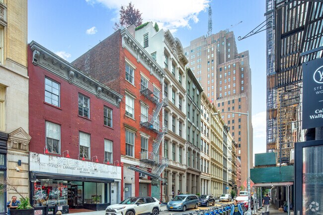 Building Photo - 52 Lispenard St