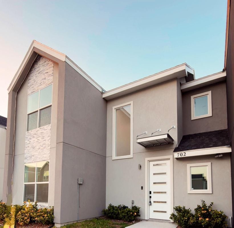 Foto principal - 702 W Seminole Ave