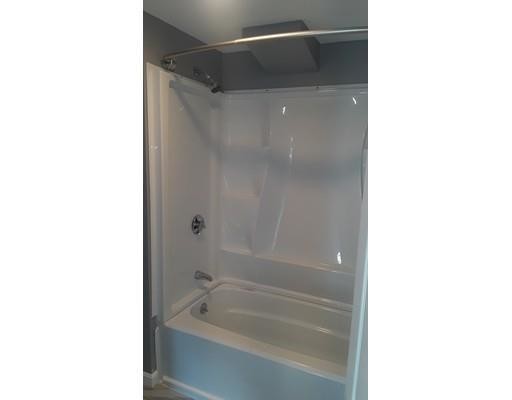 Building Photo - 2 bedroom in Brockton MA 02301
