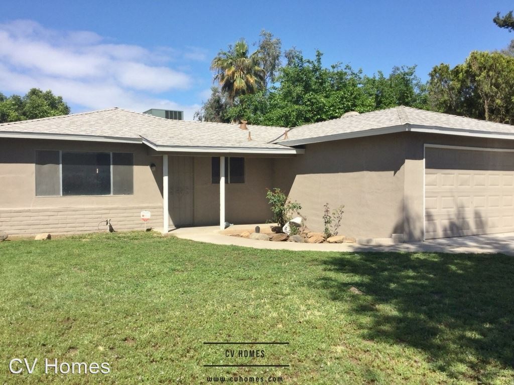 Primary Photo - 3 br, 2 bath House - 4689 N. Feland Ave.