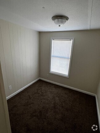 Building Photo - 103 Hussey Mhp Ln