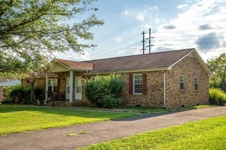 Building Photo - 1184 Meadowview Dr