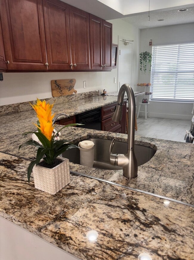 Building Photo - 6285 Tall Cypress Cir