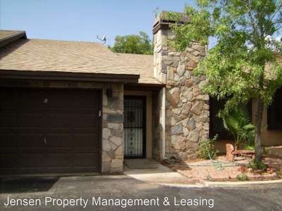Primary Photo - 2 br, 2 bath House - 453 South 100 East #2
