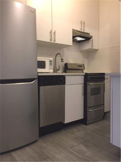 Primary Photo - 350 E 54th St