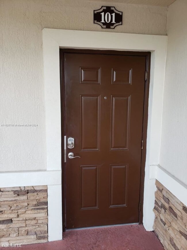 Building Photo - 3 br, 2 bath House - 22551 SW 88th Pl # 101-1
