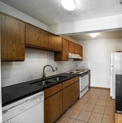 Foto del edificio - 681-687 Carroll St