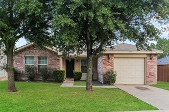 Building Photo - 1435 Sax Leigh Dr