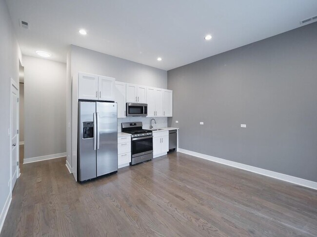 Foto del edificio - 4347 S Vincennes Ave