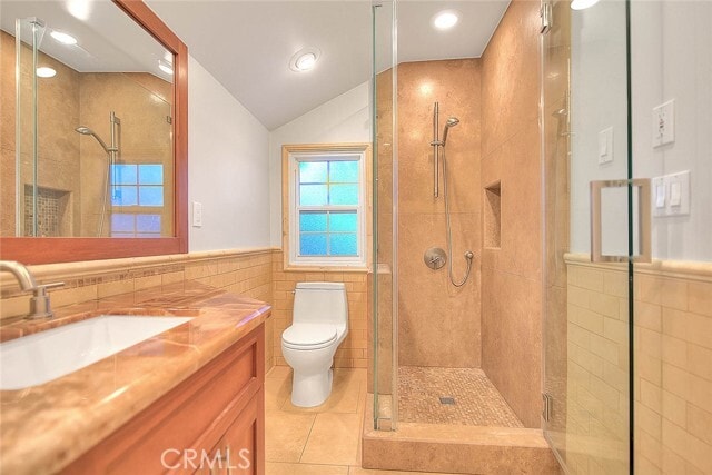 Building Photo - 3657 Sara Dr