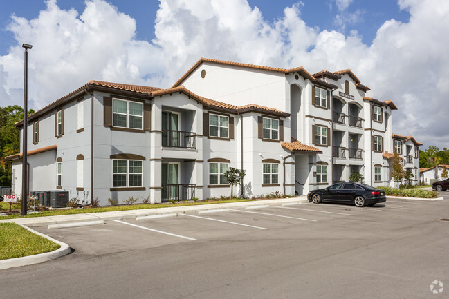 Foto del edificio - Venetian Apartments