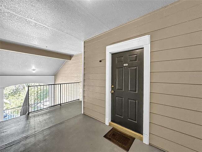 Foto del edificio - 13025 Mulberry Park Dr
