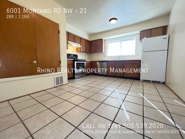 Building Photo - 6001 Montaño Rd NW