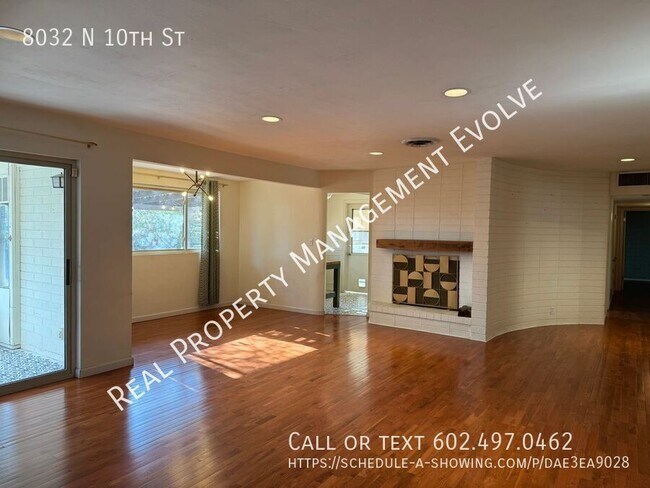 Foto del edificio - 8032 N 10th St