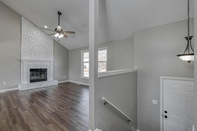 Foto del edificio - 5505 NW Verlin Dr