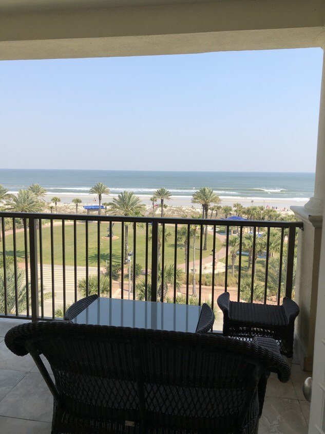 112 5th Ave S, Jacksonville Beach, FL 32250 Condo for Rent in