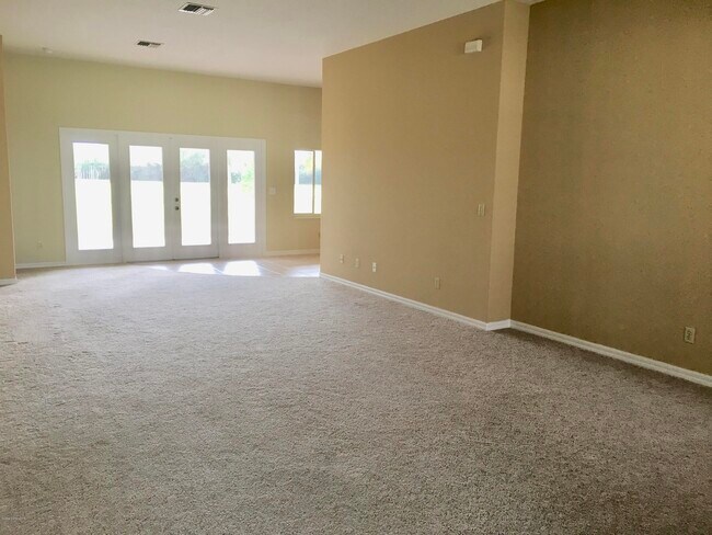 Foto del edificio - 2254 Brightwood Cir