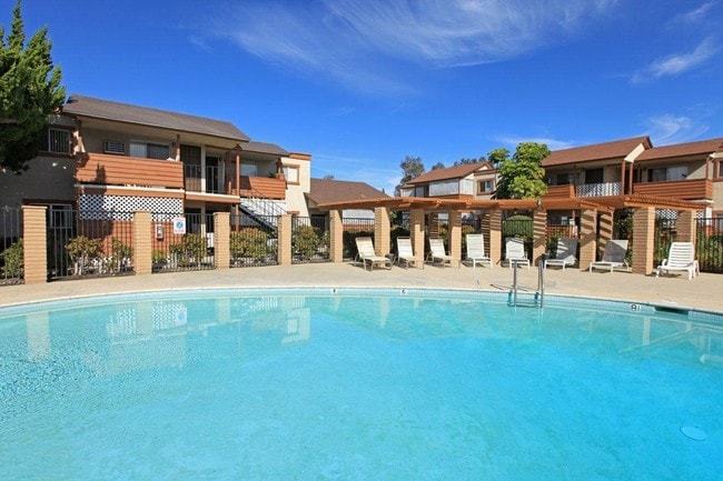 Pool - Terre at S Lincoln