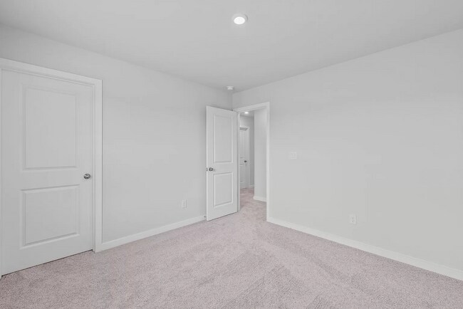 Building Photo - 2233 Blue Sky Meadows Dr