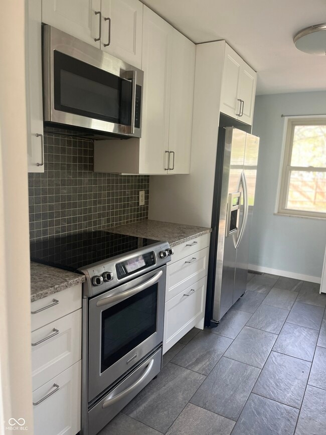 Building Photo - 5012 E 41st St