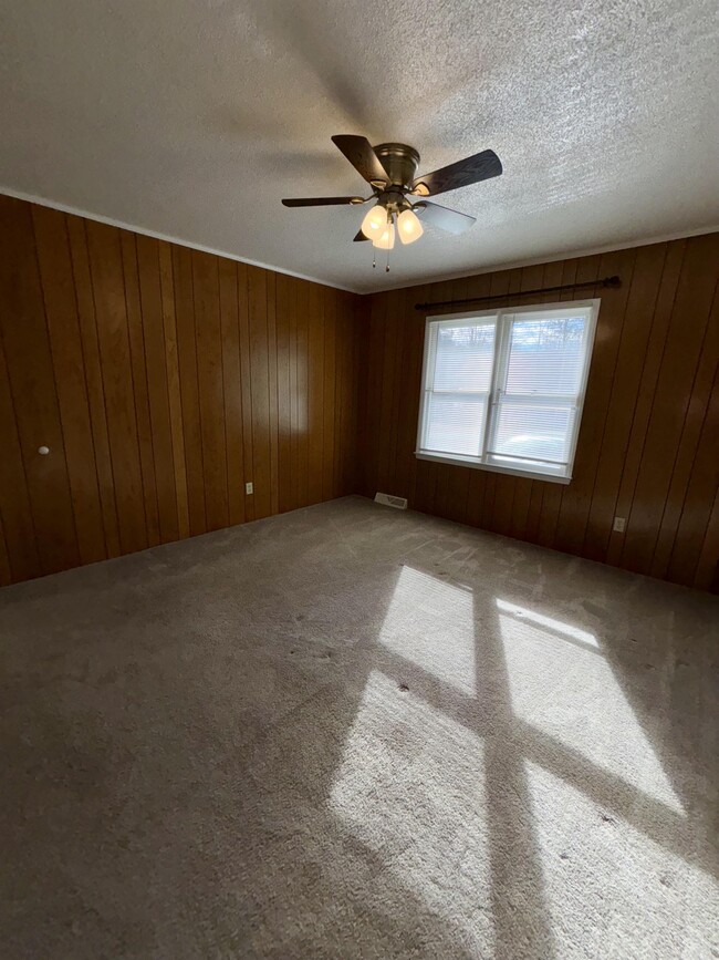 Building Photo - 610 Ruffin St