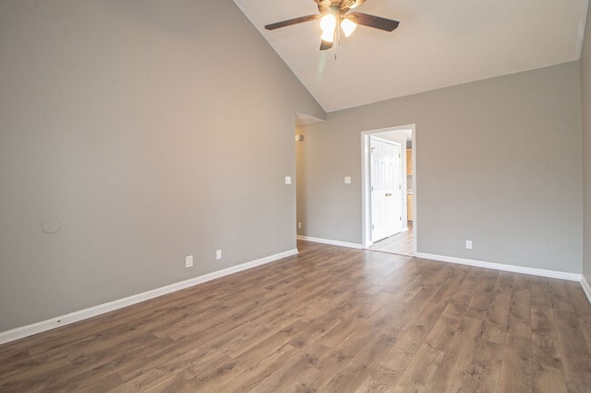 Foto del edificio - 1913 Timberline Cir