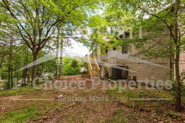 Foto del edificio - 2928 2nd Pl NW
