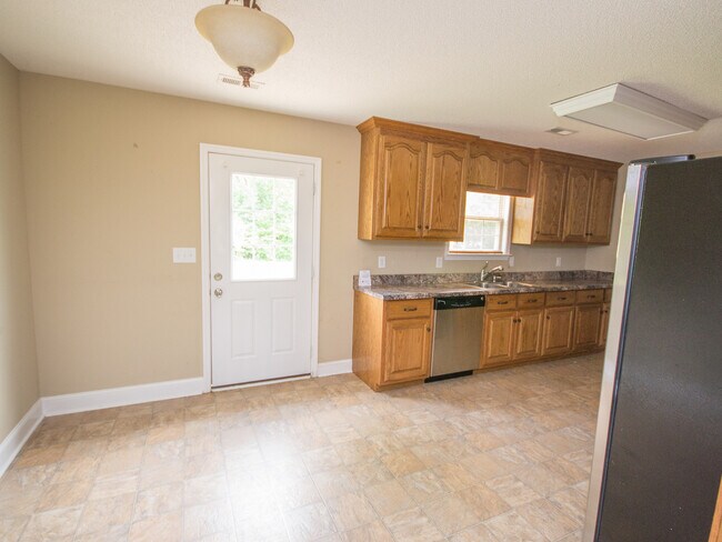 Foto del edificio - 3 Bedroom 2 Bath in Ardmore City!
