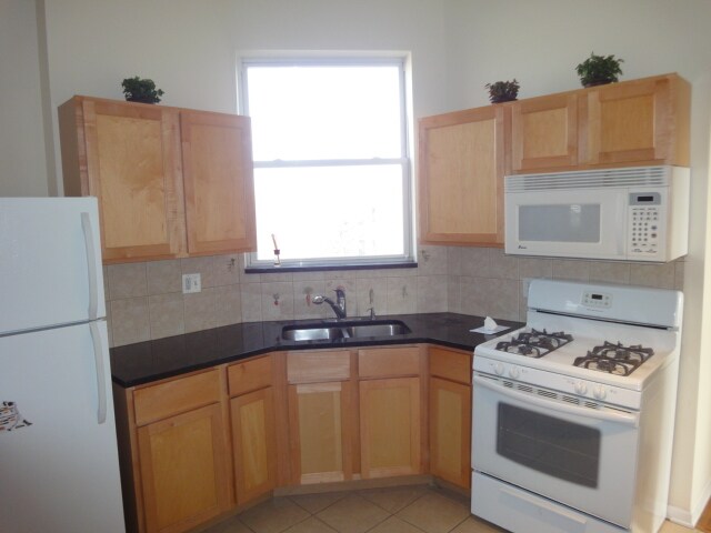Foto principal - 3820 S Lowe Ave