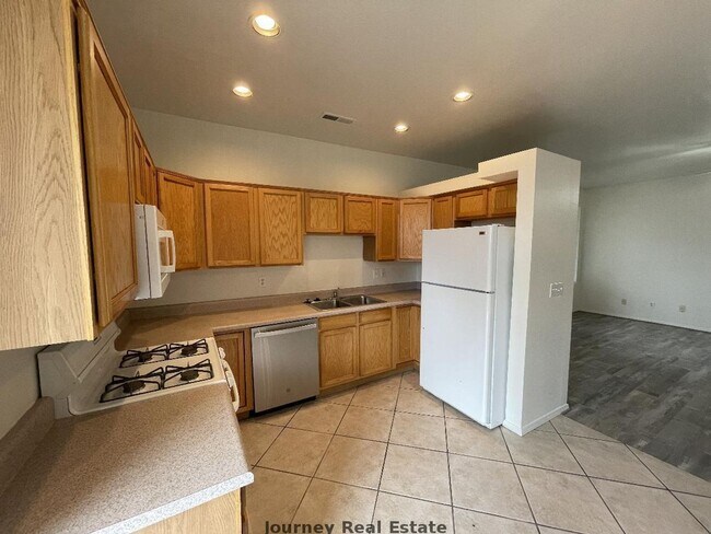 Foto del edificio - 3123 N Corrine Dr