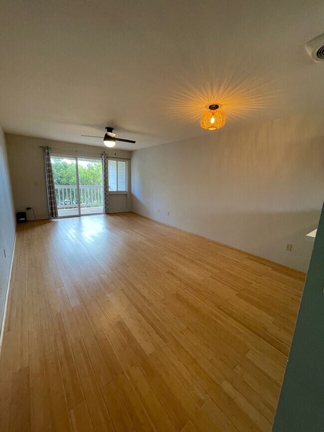 Foto del edificio - 94-644-644 Lumiaina St