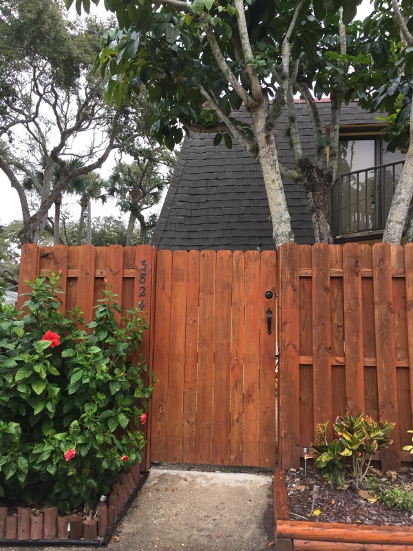 Foto del edificio - 3824 Saxon Dr