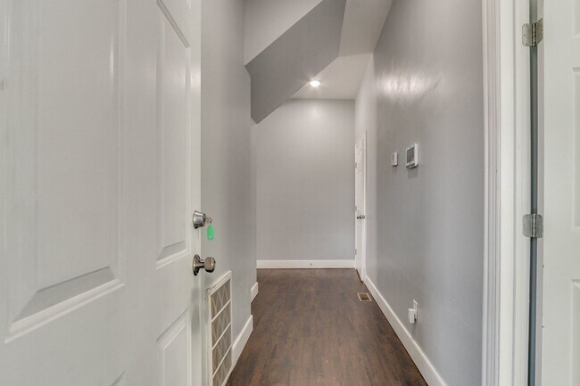 Foto del edificio - 1615 NW 1st St