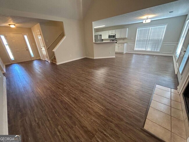 Building Photo - 7134 Regent Ct