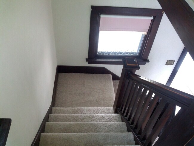 Foto del edificio - 971 W 5th