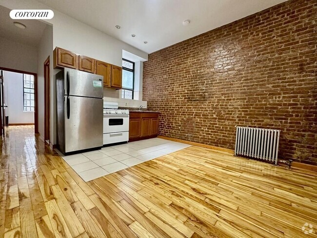 Building Photo - 420 St Nicholas Ave