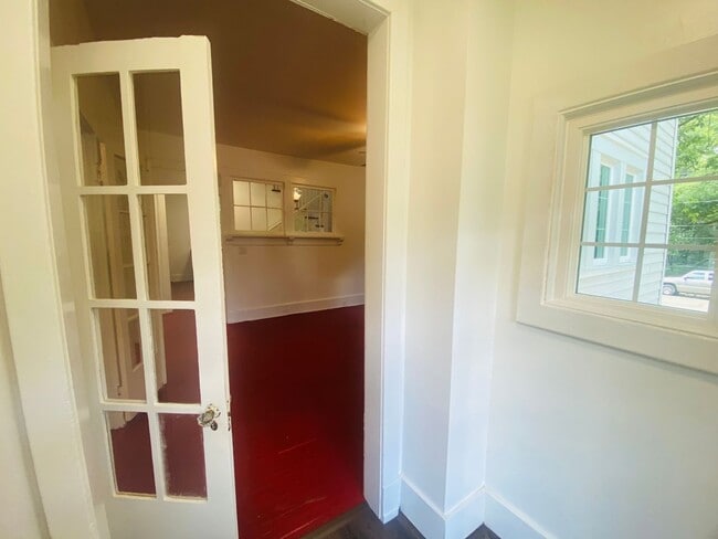 Building Photo - Old Shandon