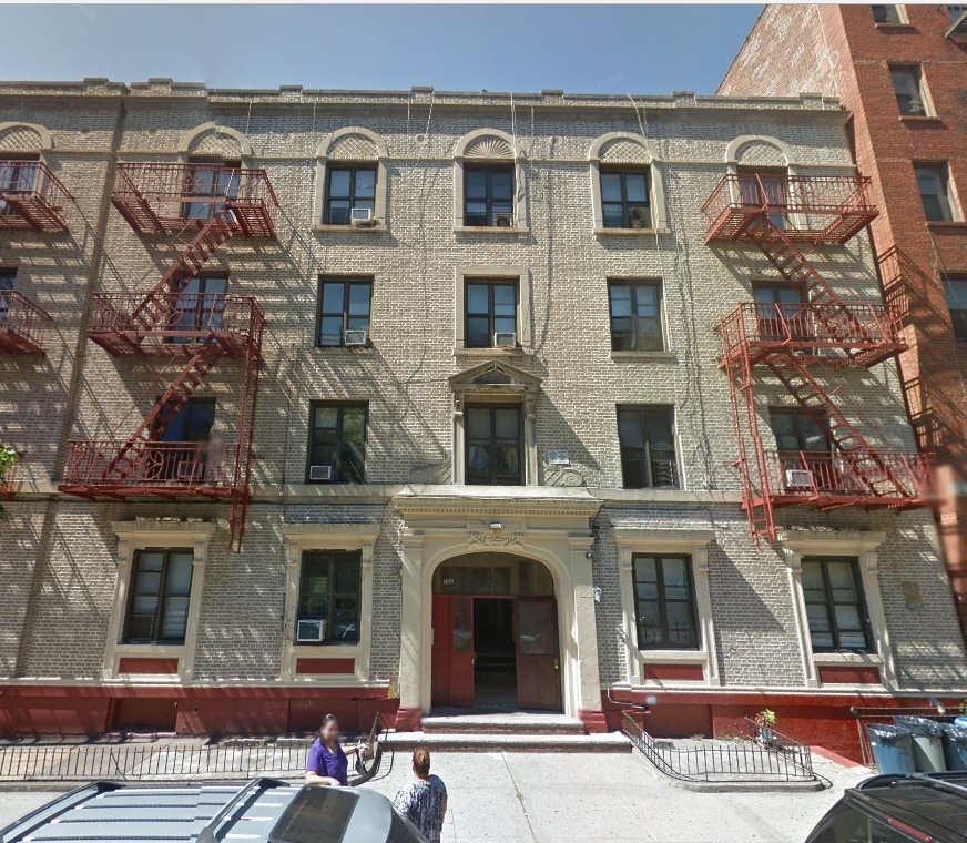 Primary Photo - 162 E 19th St