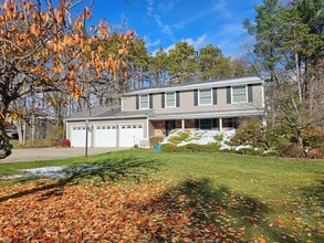 Building Photo - 10161 Old Orchard Dr